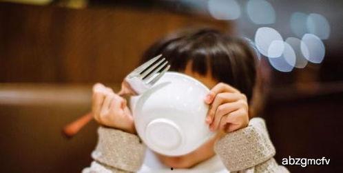 成人每天吃盐巴好吗视频,成人健康饮食的平衡之道