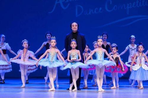 小船谣舞蹈成人独舞视频